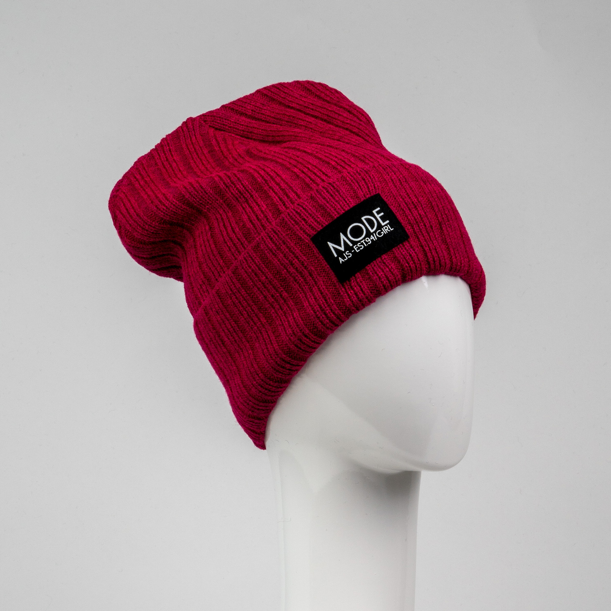 Sieviešu cepure  AJS adīta ziemas-rudens